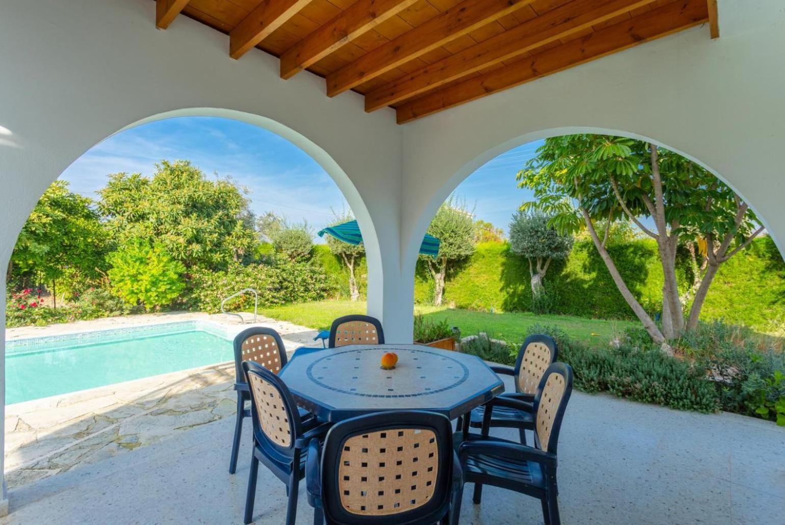 Sun Beach Villa Tria Polis Exterior foto
